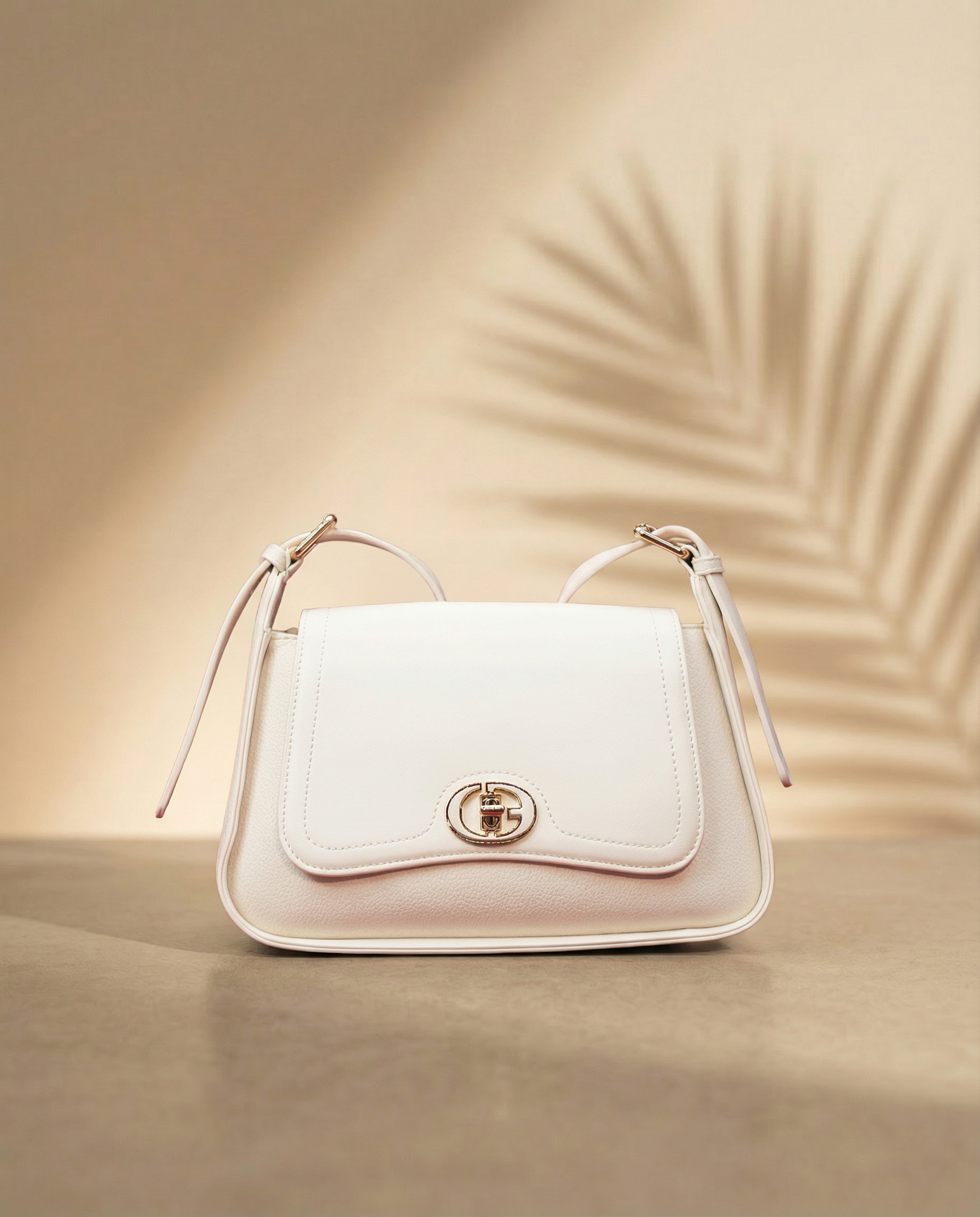 Shubra White Shoulderbag