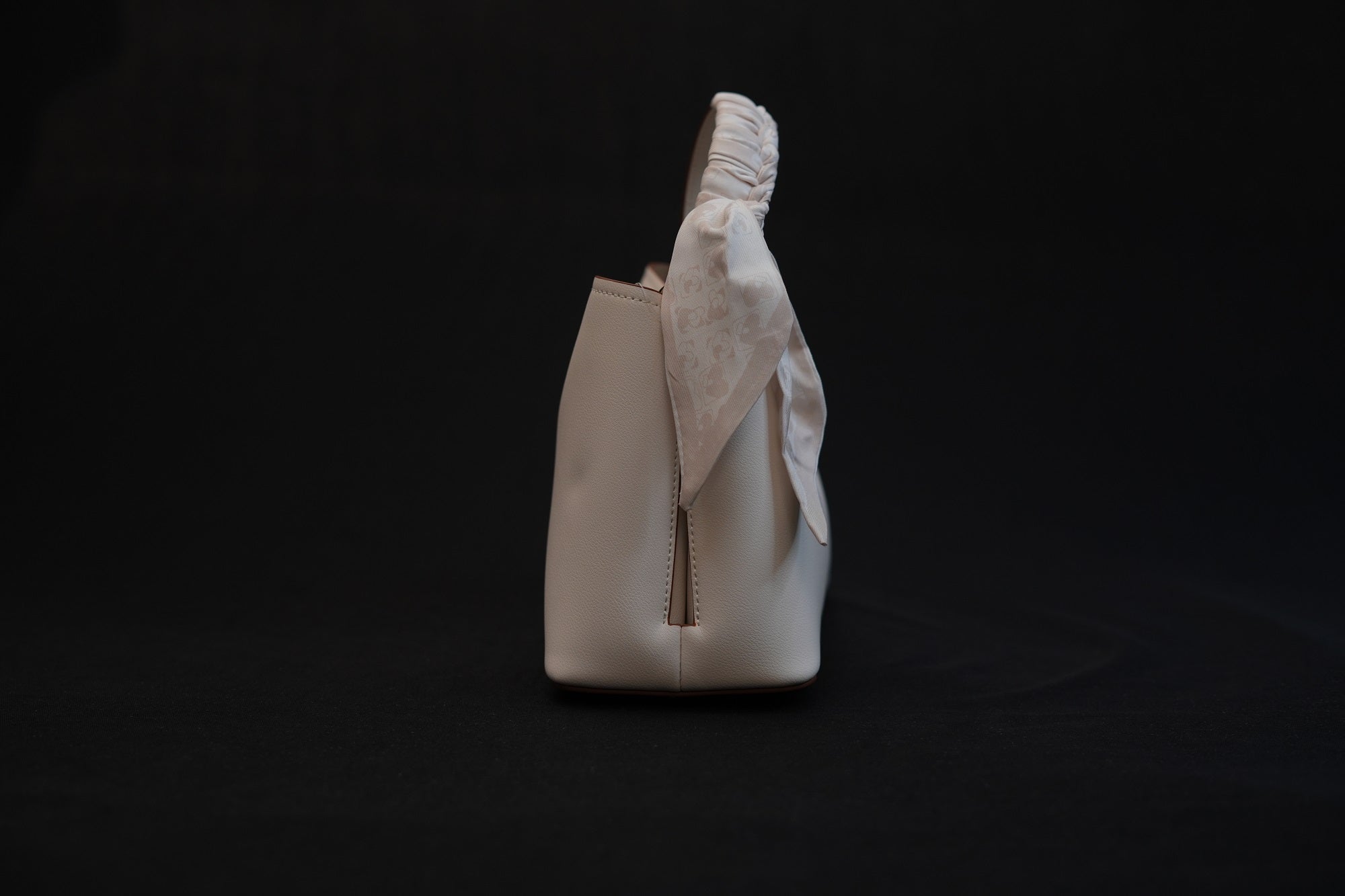 Shubra White Scarf Handbag