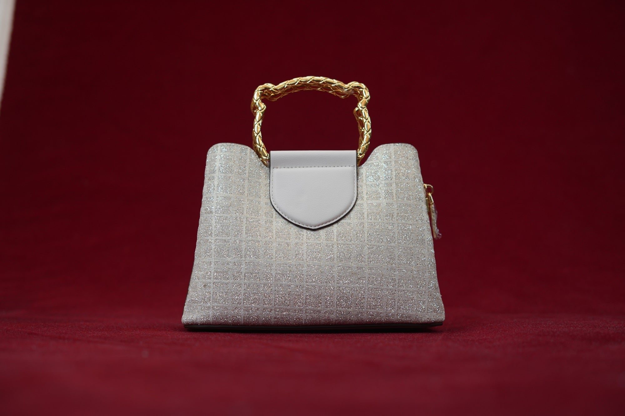 Maya Ivory Slingbag