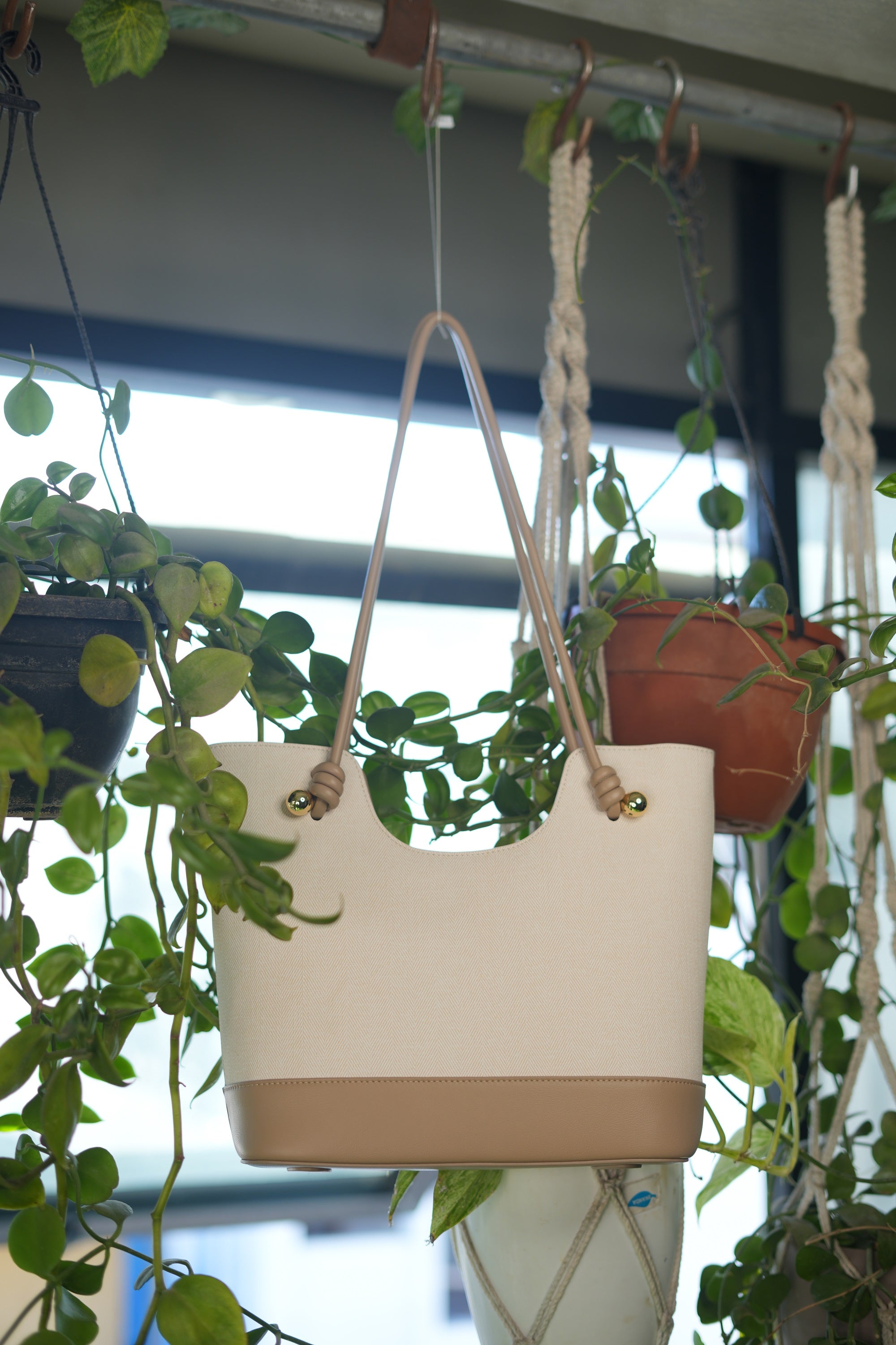 Reva Tan Shoulderbag