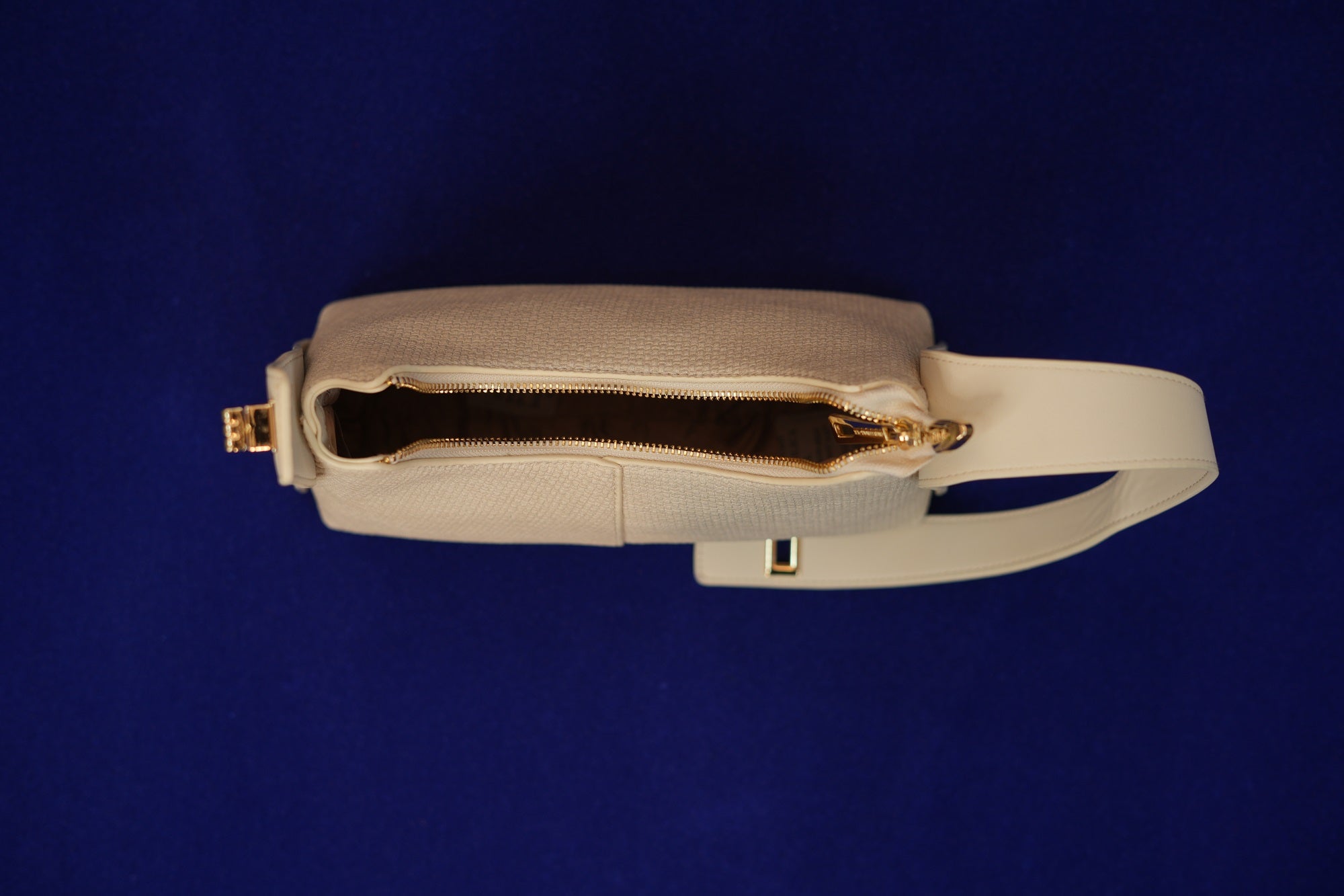 Maya Ivory - Lumi Shoulderbag