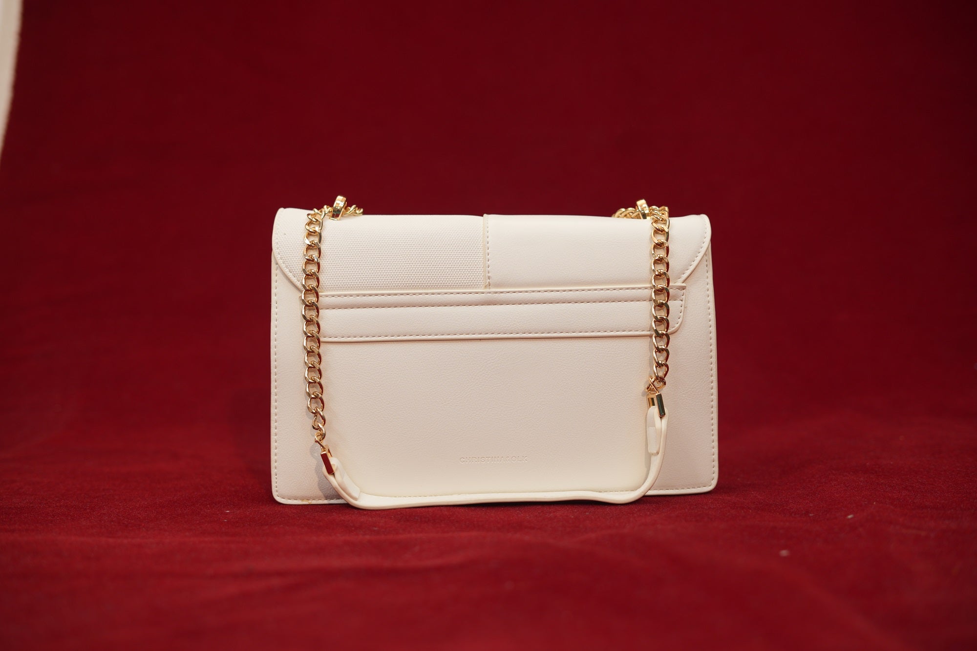 Shubra White Aure Slingbag
