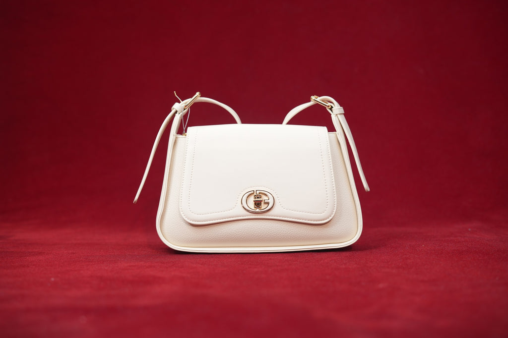 Shubra White Shoulderbag