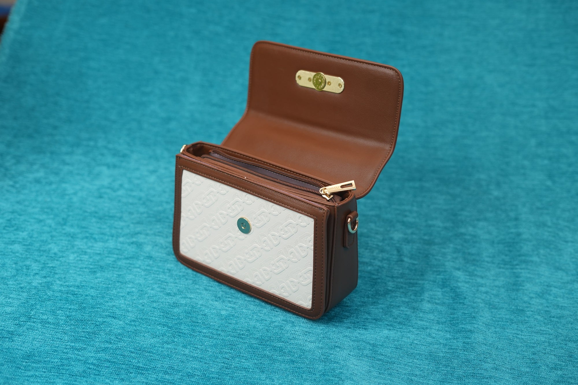 Reva Pink ShoulderBag