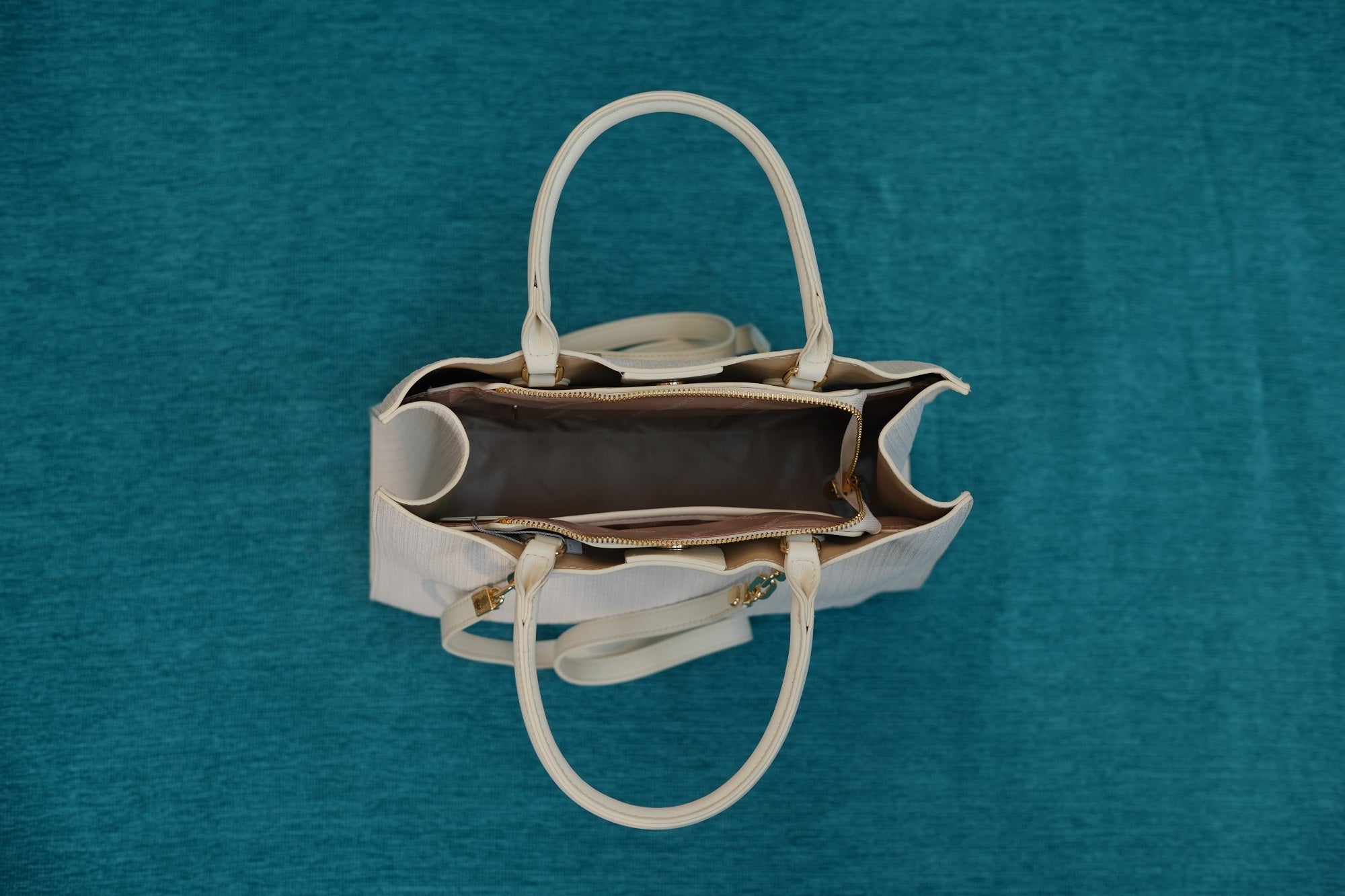 Maya Ivory Celeste Totebag