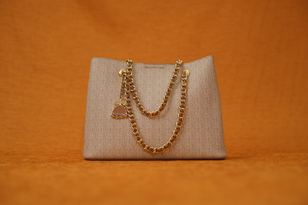 Gris Taupe Chain Totebag