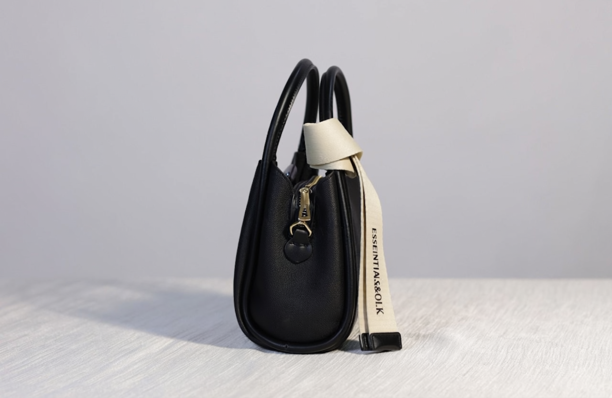 Classic-Black