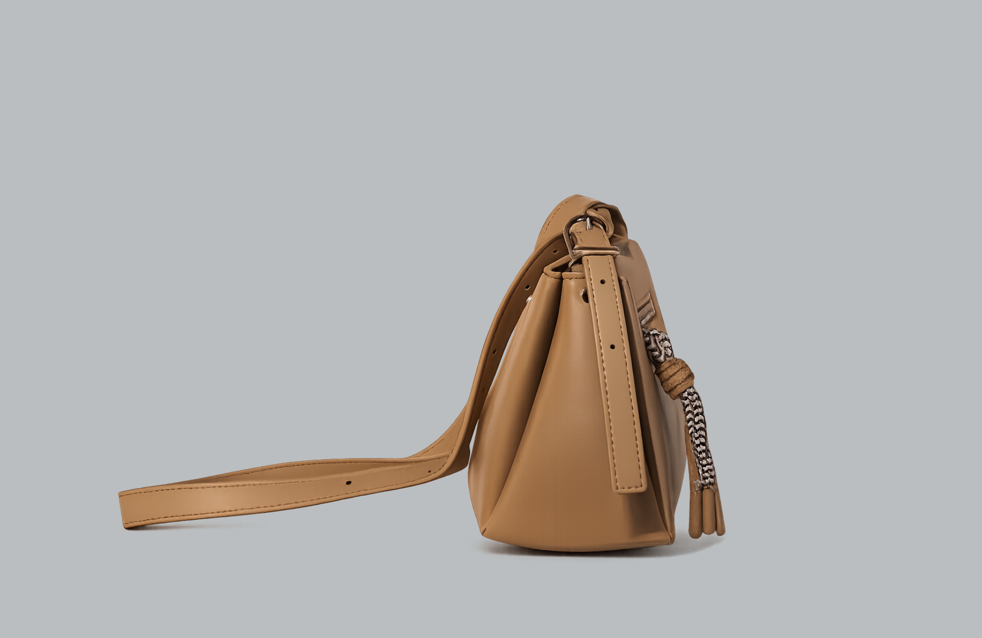 Warm-Taupe